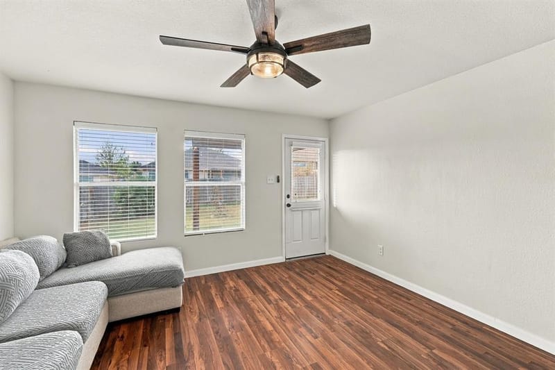 729 Rio Bravo Drive, Fort Worth TX 76052 - Photo 6