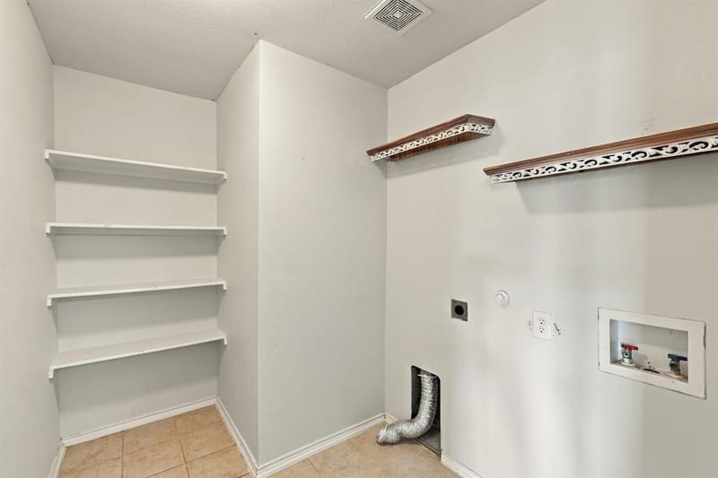 729 Rio Bravo Drive, Fort Worth TX 76052 - Photo 15