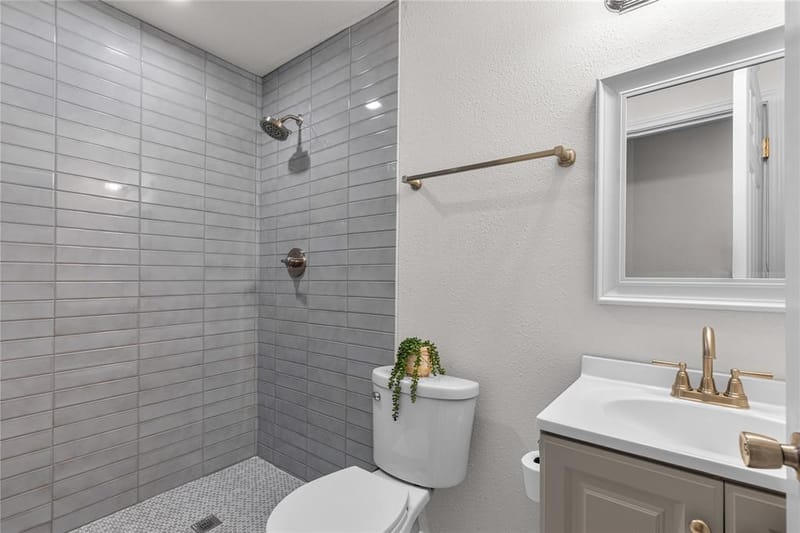 1402 N Brents Avenue, Sherman TX 75090 - Photo 17