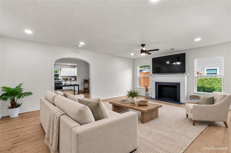 1402 N Brents Avenue, Sherman TX 75090