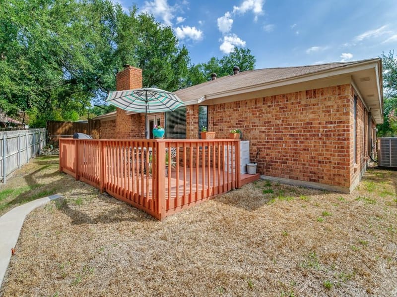 221 Meadowhill Drive, Benbrook TX 76126 - Photo 24