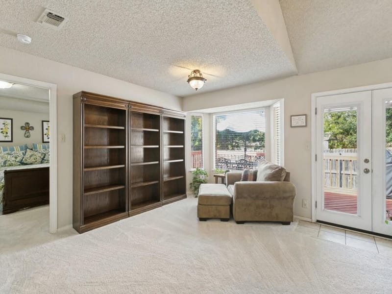221 Meadowhill Drive, Benbrook TX 76126 - Photo 8