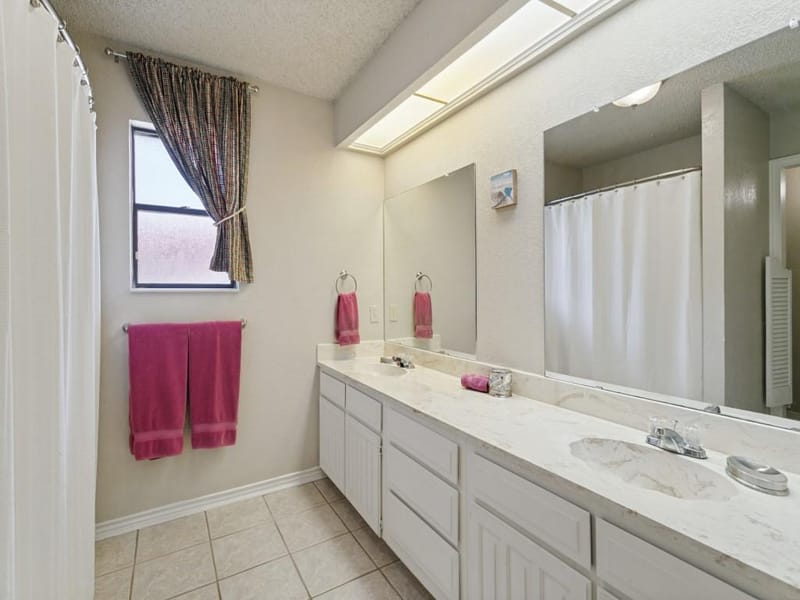 221 Meadowhill Drive, Benbrook TX 76126 - Photo 21