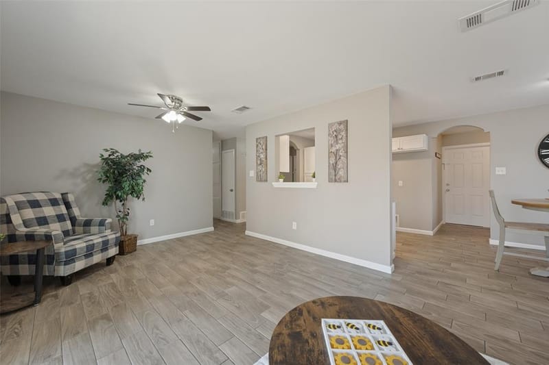 5909 Kary Lynn Drive S, Watauga TX 76148 - Photo 4