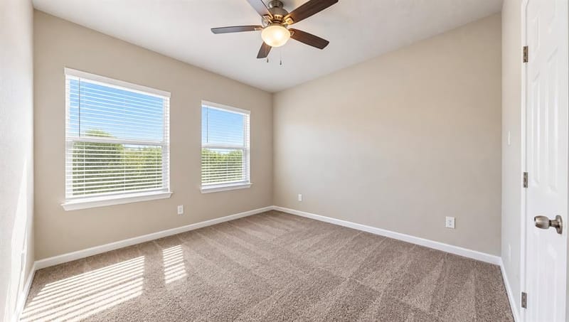 2407 Lee Avenue, Fort Worth TX 76164 - Photo 14