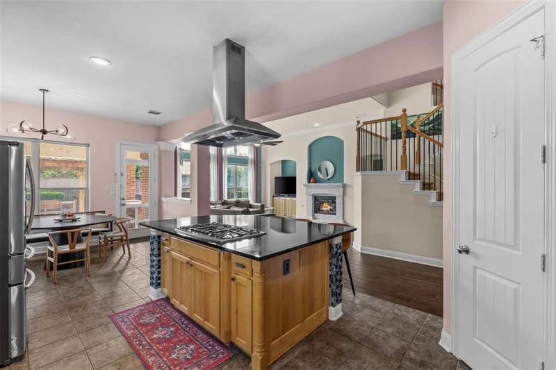 1005 High Hawk Trail, Euless TX 76039 - Photo 15