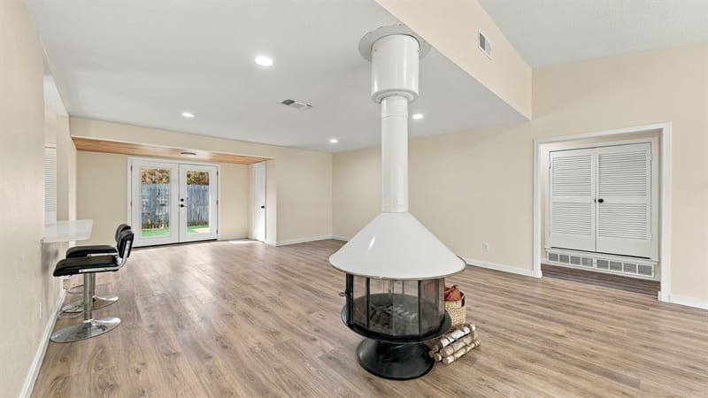 1206 Foster Lane, Weatherford TX 76086 - Photo 6