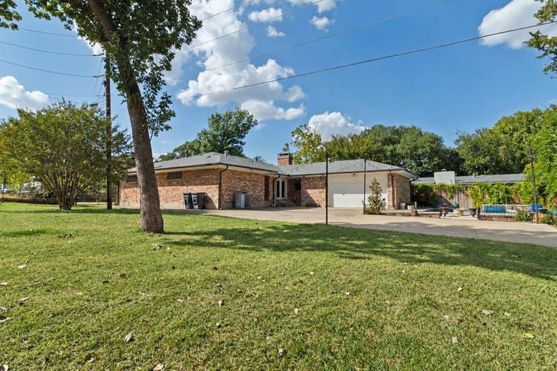 2868 Ripplewood Drive, Dallas TX 75228 - Photo 13