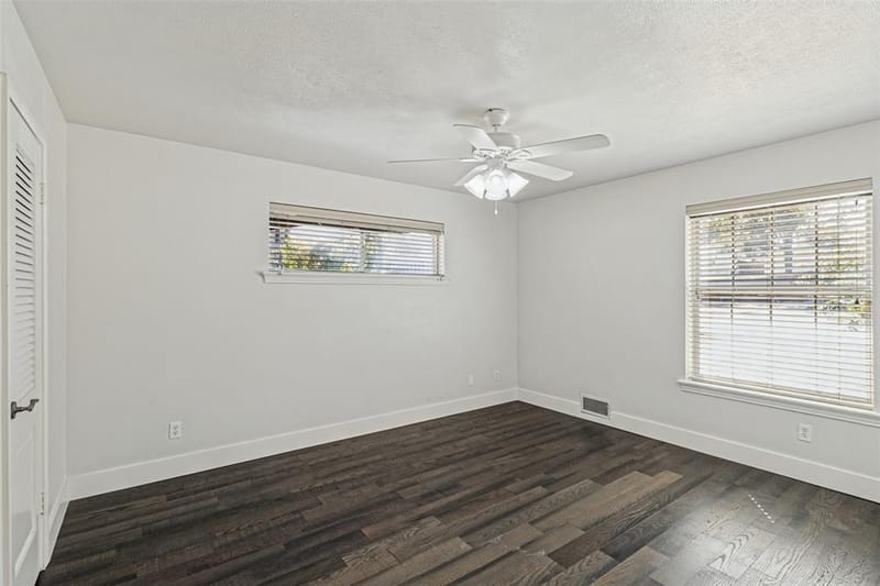 2868 Ripplewood Drive, Dallas TX 75228 - Photo 9