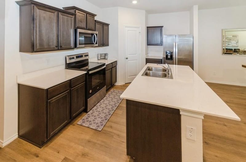 822 Amelia Court, Pilot Point TX 76258 - Photo 4
