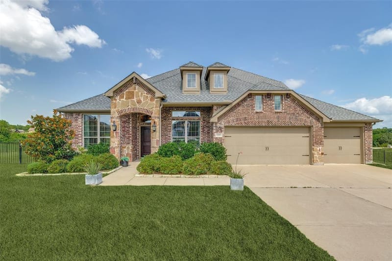 108 Fallen Oak Drive, McKinney TX 75071