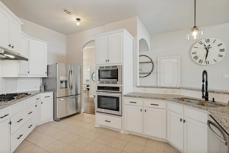 108 Fallen Oak Drive, McKinney TX 75071 - Photo 11