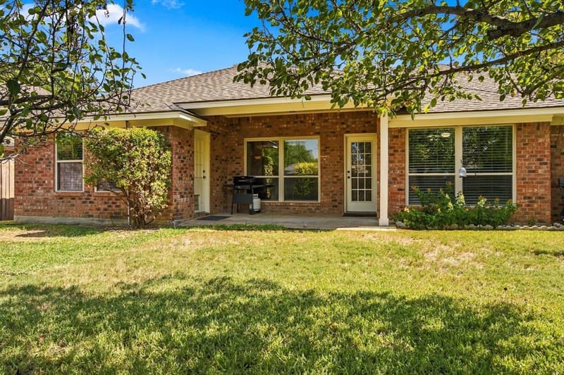 7101 Hazel Place, North Richland Hills TX 76182 - Photo 31
