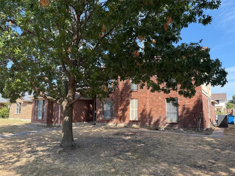 7801 Cornell Drive, Rowlett TX 75088 - Photo 2