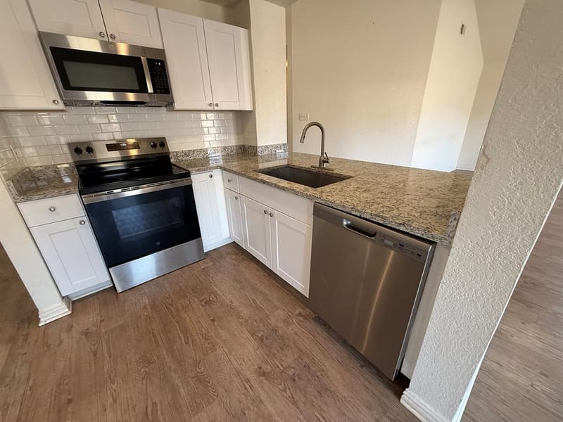 7801 Cornell Drive, Rowlett TX 75088 - Photo 10