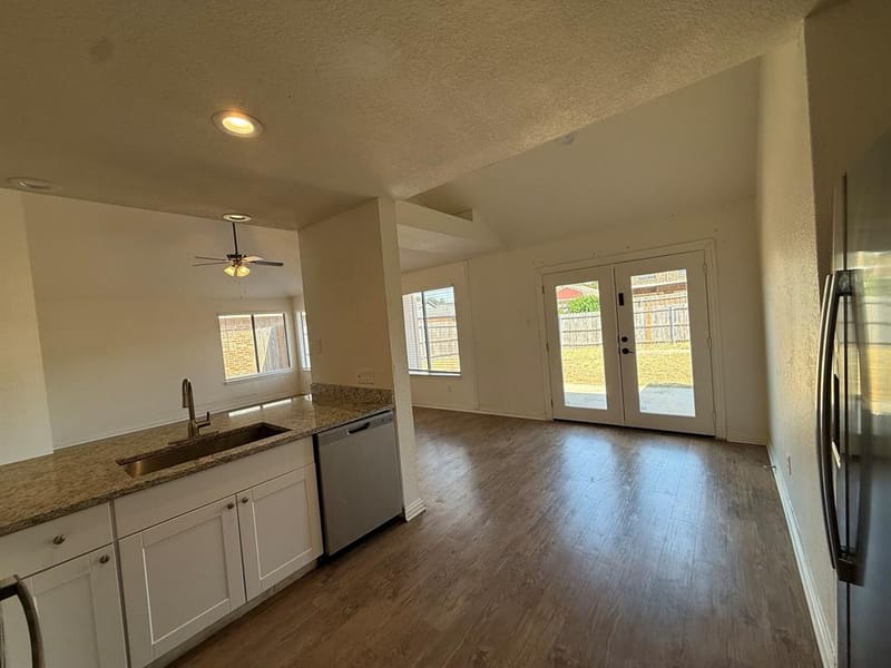 7801 Cornell Drive, Rowlett TX 75088 - Photo 11