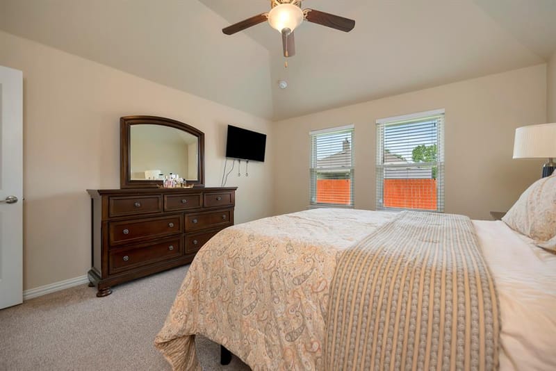 933 Keel Line Drive, Crowley TX 76036 - Photo 16