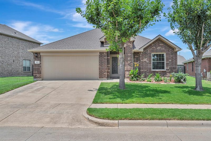 933 Keel Line Drive, Crowley TX 76036