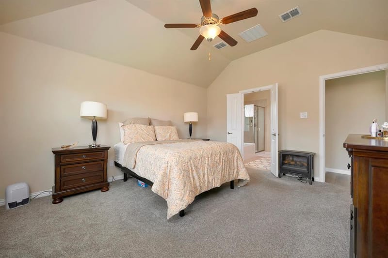 933 Keel Line Drive, Crowley TX 76036 - Photo 14
