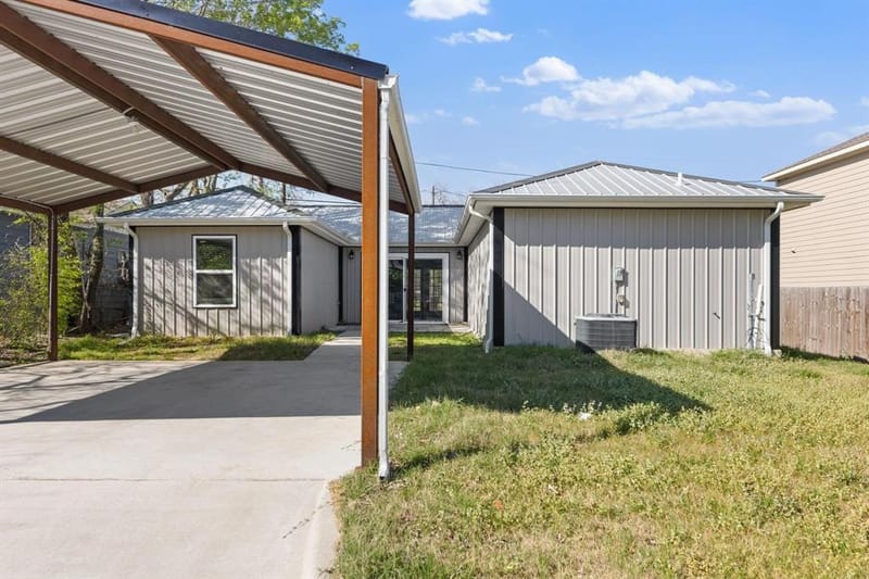 805 S 4th Street, Bonham TX 75418 - Photo 17