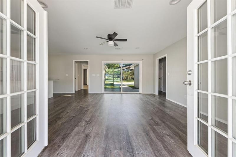 805 S 4th Street, Bonham TX 75418 - Photo 5