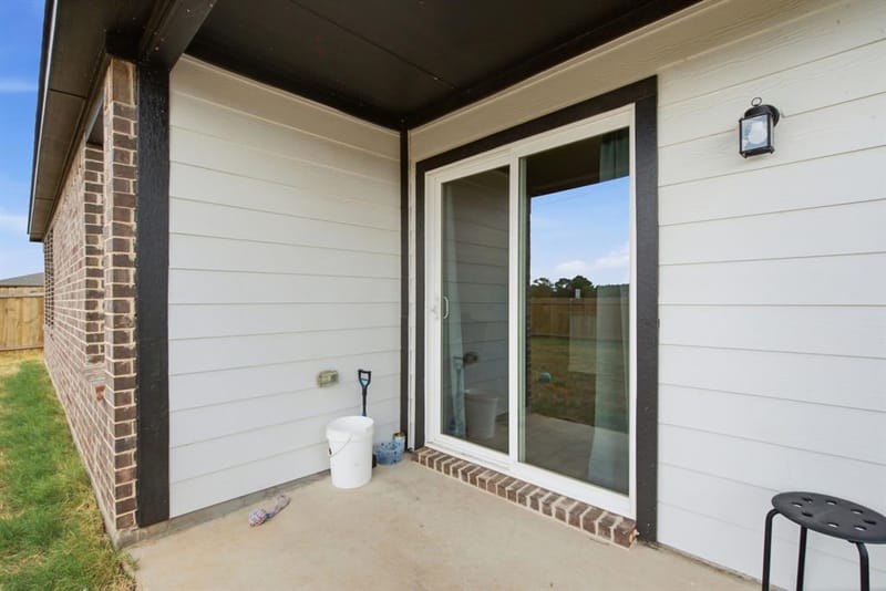 417 Jameson Street, Springtown TX 76082 - Photo 21