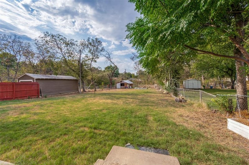 2614 Valwood Parkway, Farmers Branch TX 75234 - Photo 23