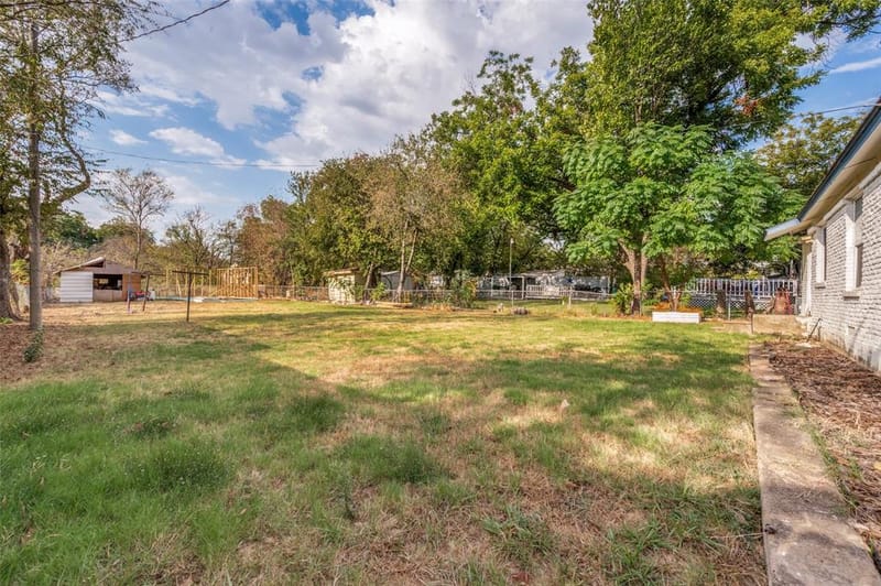 2614 Valwood Parkway, Farmers Branch TX 75234 - Photo 24