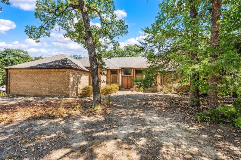 1653 creekside Drive, Southlake TX 76092