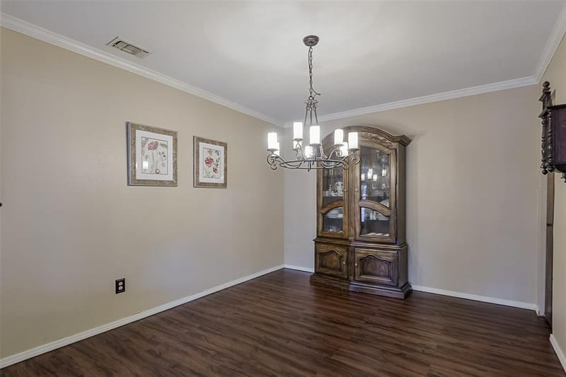 5508 Grissom Drive, Arlington TX 76016 - Photo 13