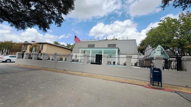 15929 Archwood Lane # 1035, Dallas TX 75248 - Photo 26