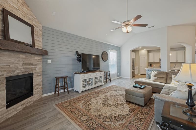 629 Wilmington Lane, Aubrey TX 76227 - Photo 10