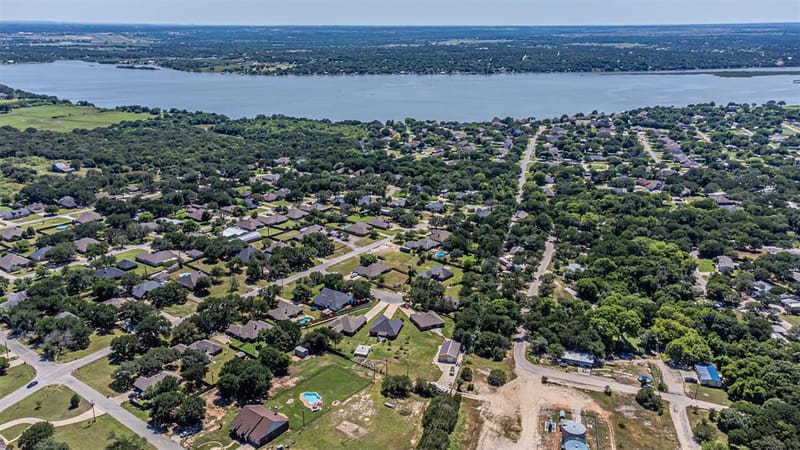 3907 Del Rio Court, Granbury TX 76049 - Photo 23