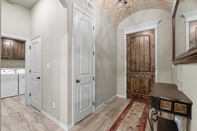 3907 Del Rio Court, Granbury TX 76049 - Photo 4