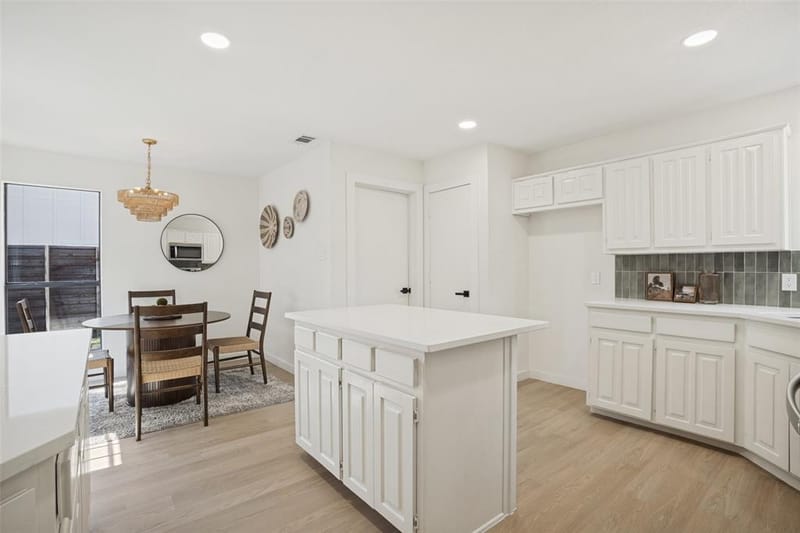 2237 Oak Bluff Drive, Flower Mound TX 75028 - Photo 8