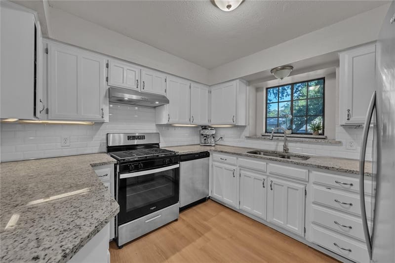 4404 Rain Forest Drive, Arlington TX 76017 - Photo 15