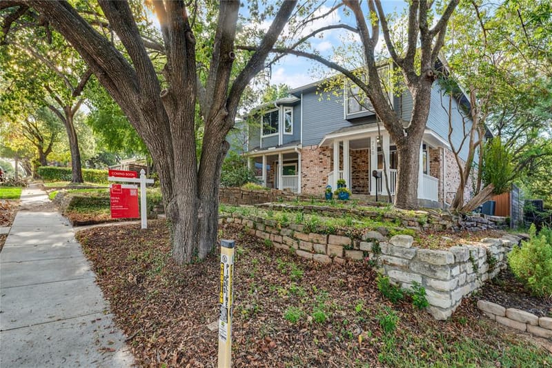 730 W Canty Street, Dallas TX 75208 - Photo 2