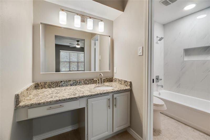 730 W Canty Street, Dallas TX 75208 - Photo 16