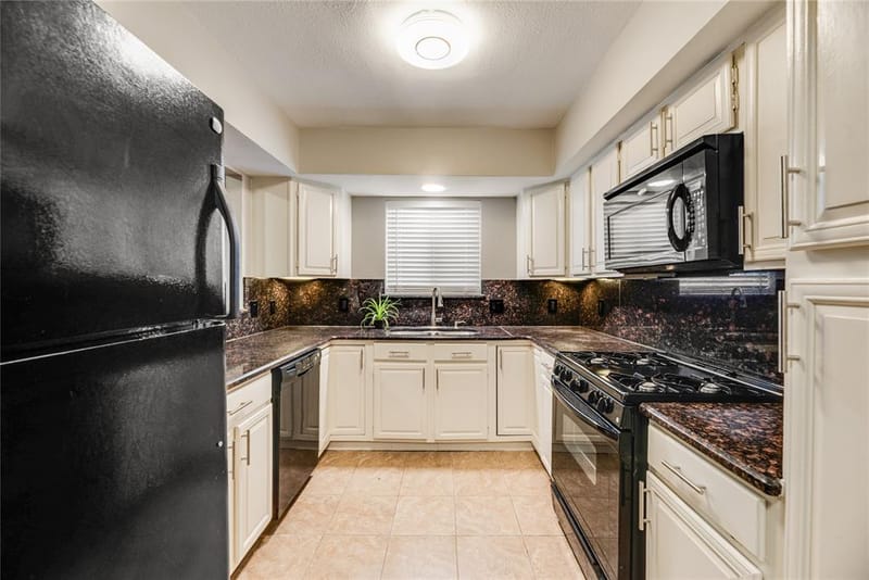 730 W Canty Street, Dallas TX 75208 - Photo 7