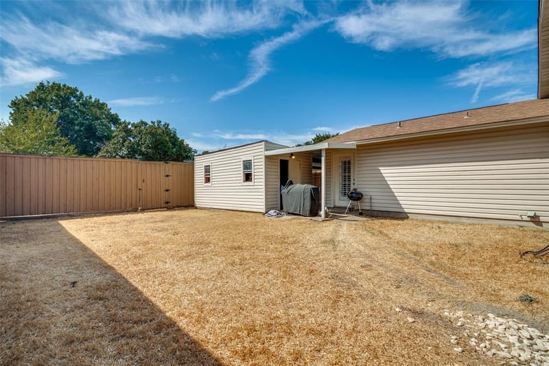 2202 Village Crest Drive, Garland TX 75044 - Photo 23