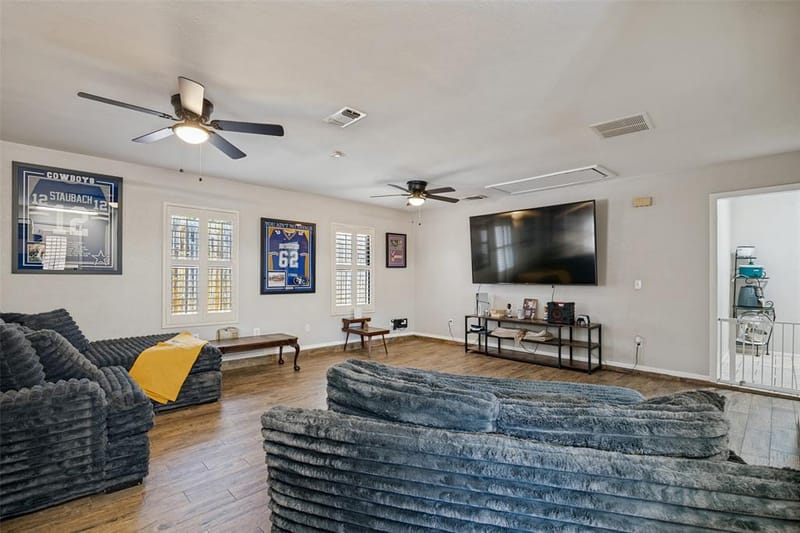 2202 Village Crest Drive, Garland TX 75044 - Photo 9