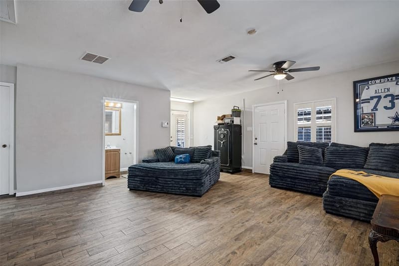 2202 Village Crest Drive, Garland TX 75044 - Photo 8