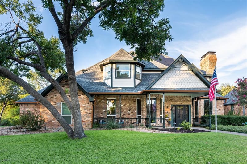 2329 Highlands Creek Road, Carrollton TX 75007 - Photo 4