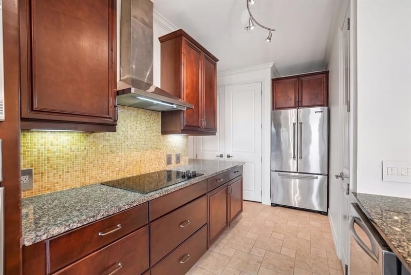 8616 Turtle Creek Boulevard # 323, Dallas TX 75225 - Photo 6