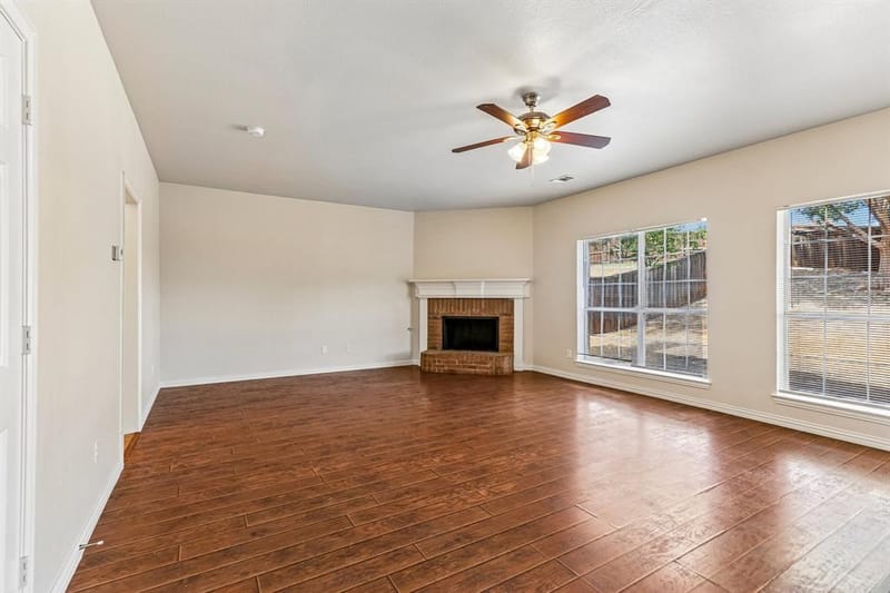 1809 Morning Glory Drive, Corinth TX 76210 - Photo 5