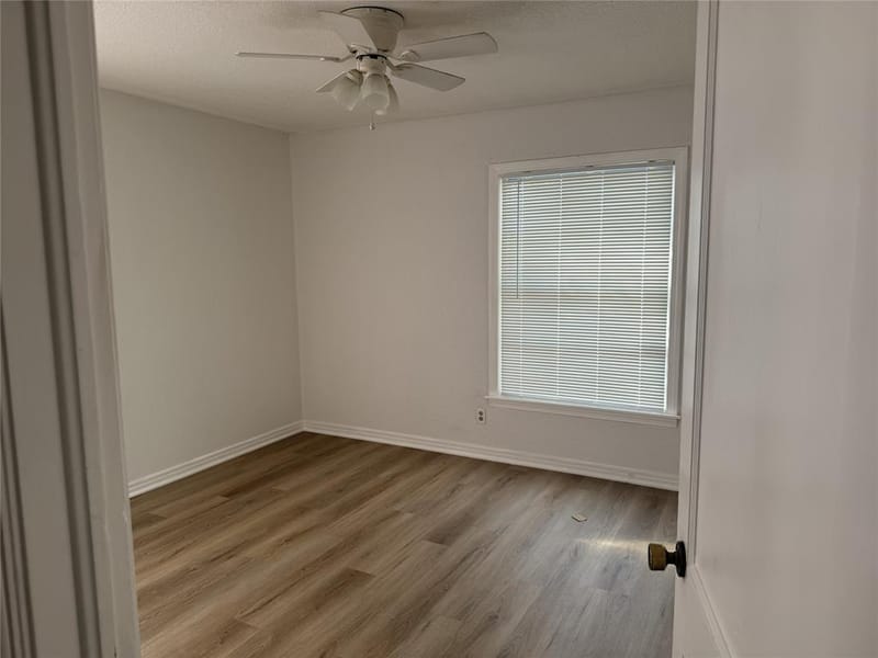 617 E Union Bower Road, Irving TX 75061 - Photo 7