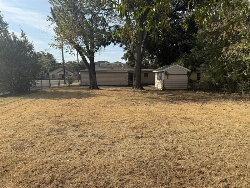 617 E Union Bower Road, Irving TX 75061 - Photo 14