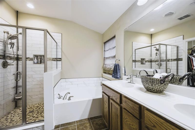 2544 Jacobson Drive, Lewisville TX 75067 - Photo 24