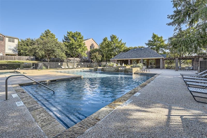 2544 Jacobson Drive, Lewisville TX 75067 - Photo 10
