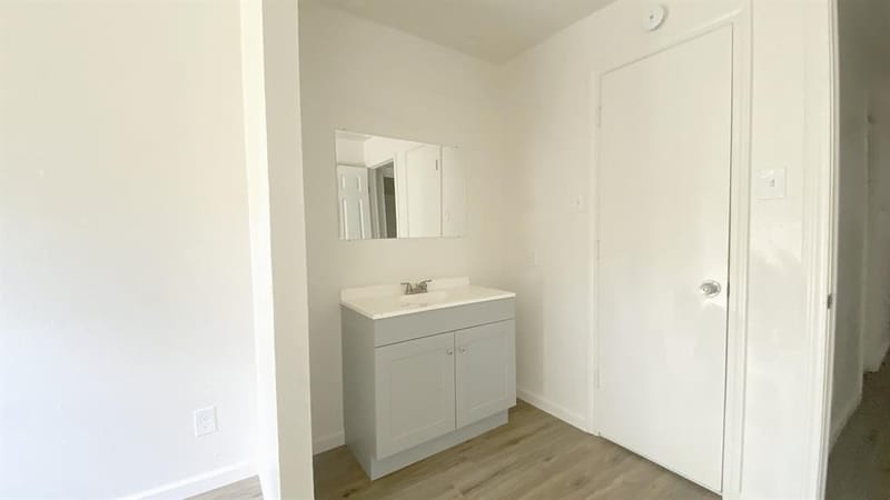 6019 Ridgecrest Road # 301B, Dallas TX 75231 - Photo 2